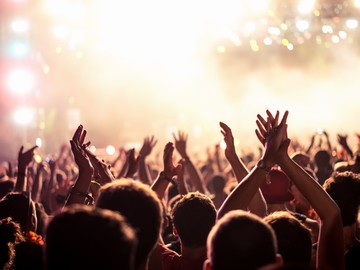 FN_HL_TR_サービス3_AdobeStock_91251491